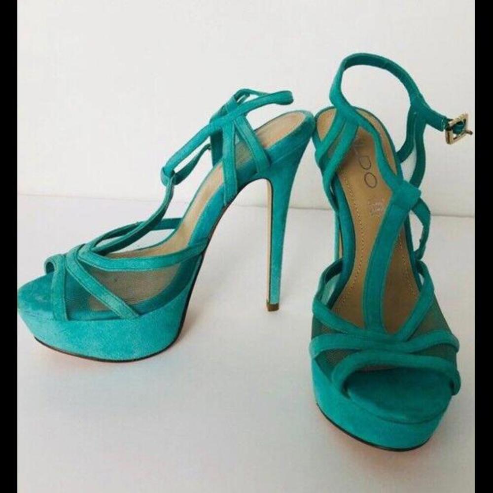👠😎💚 Alba Mesh Suede Strappy Turquoise 5” Heels  Platform 6 1/2 Some Spots